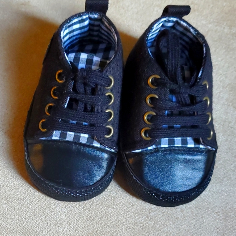 Very clean baby shoes